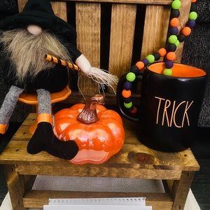 Rae Dunn mug, gnome, garland